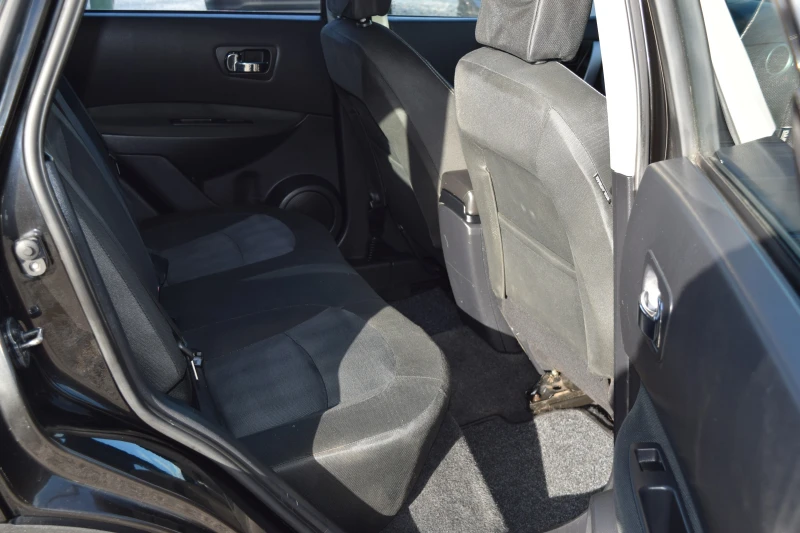 Nissan Qashqai 1.5dci* 110kc* Euro5* 145000 км* Нави* Камера, снимка 12 - Автомобили и джипове - 52169749