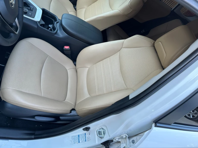 Toyota Rav4 2.5Hybrid/4x4/гаранция/126000км., снимка 10 - Автомобили и джипове - 52597850