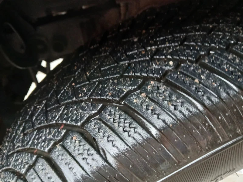 Suzuki Jimny 1.3 i, снимка 14 - Автомобили и джипове - 52959353