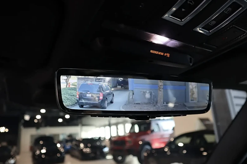 Land Rover Defender 2021 Land Rover Defender 110 X-Dynamic HSE, снимка 12 - Автомобили и джипове - 53087527