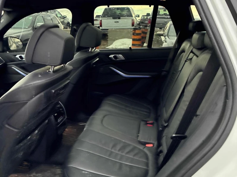 BMW X5 * xDrive40i * CARFAX * БЕЗ ПЪРВОНАЧАЛНА ВНОСКА, снимка 13 - Автомобили и джипове - 53091714
