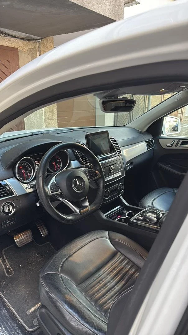 Mercedes-Benz GLE 350, снимка 6 - Автомобили и джипове - 49065788