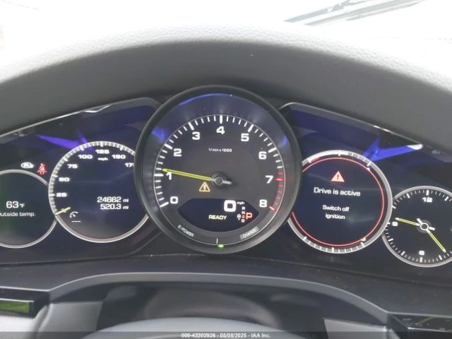 Porsche Cayenne E-HYBRID - изображение 7