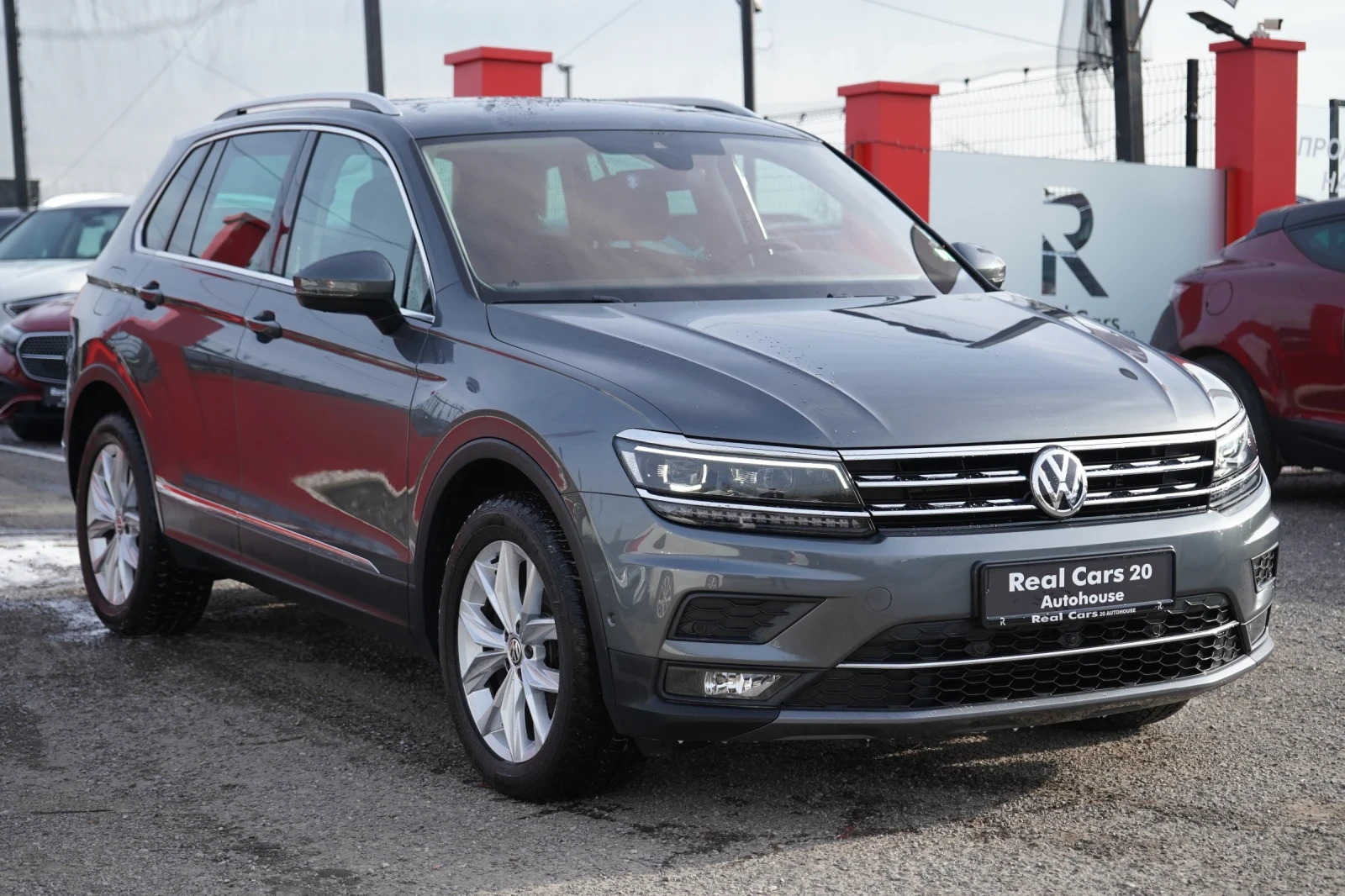 VW Tiguan * 2.0TDI* 4Motion* Highline* 360* DSG*  - изображение 3