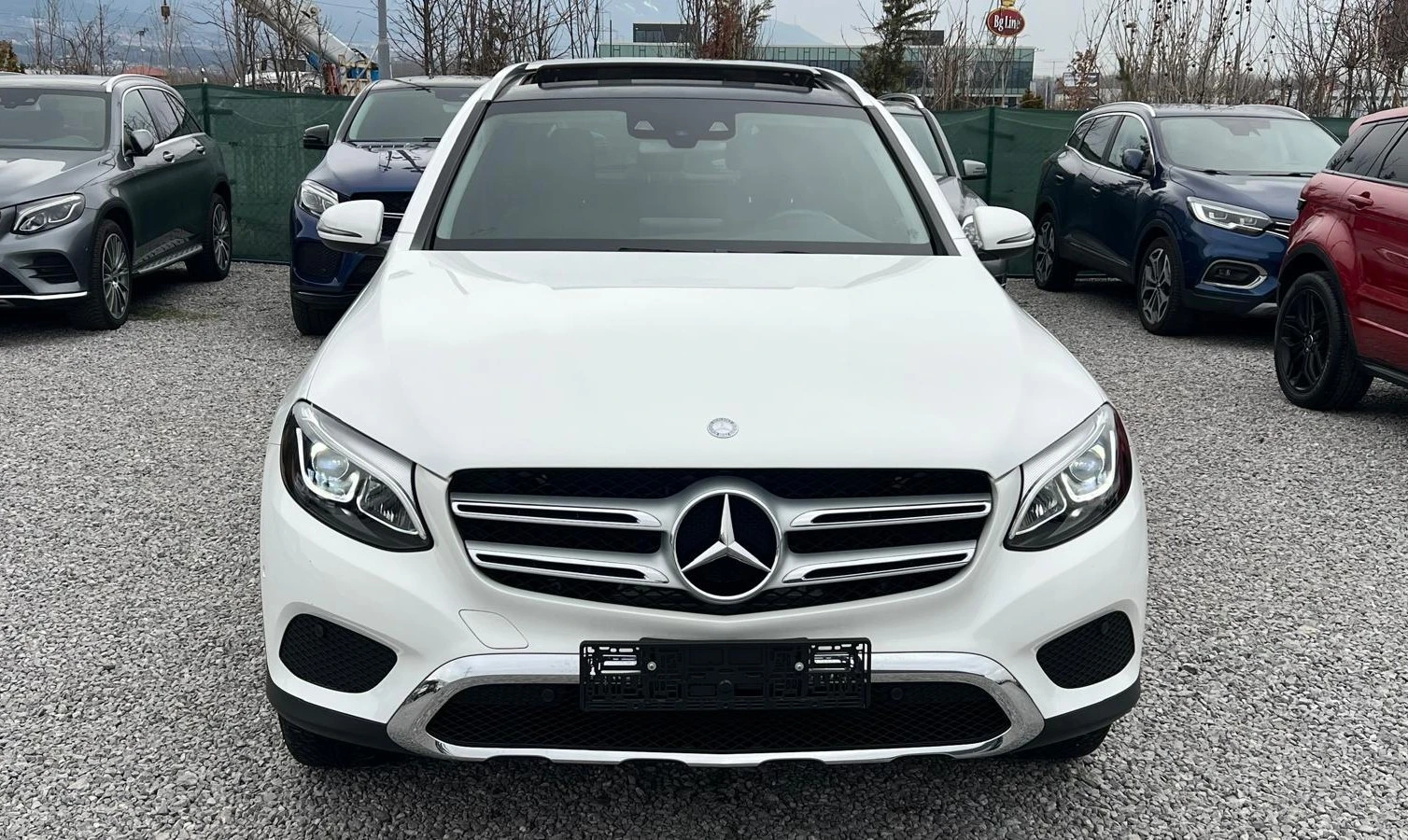 Mercedes-Benz GLC 350е 4Matic Панорама Нави Кожа Подгрев Камера LED, снимка 5 - Автомобили и джипове - 53747953
