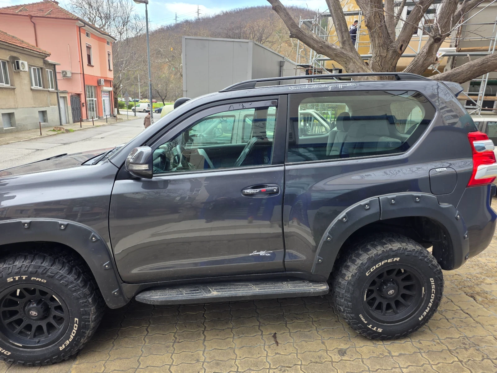 Toyota Land cruiser 150, снимка 14 - Автомобили и джипове - 54055913