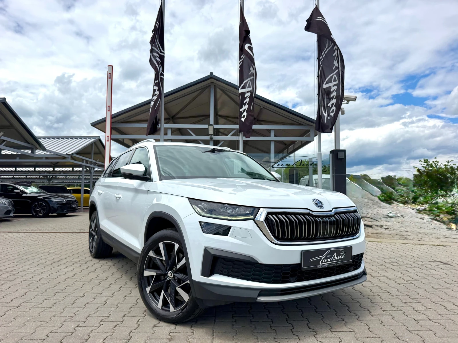 Skoda Kodiaq 2.0TDI#PANORAMA#7МЕСТА#ALCANTARA#DISTR#KEYLESS#