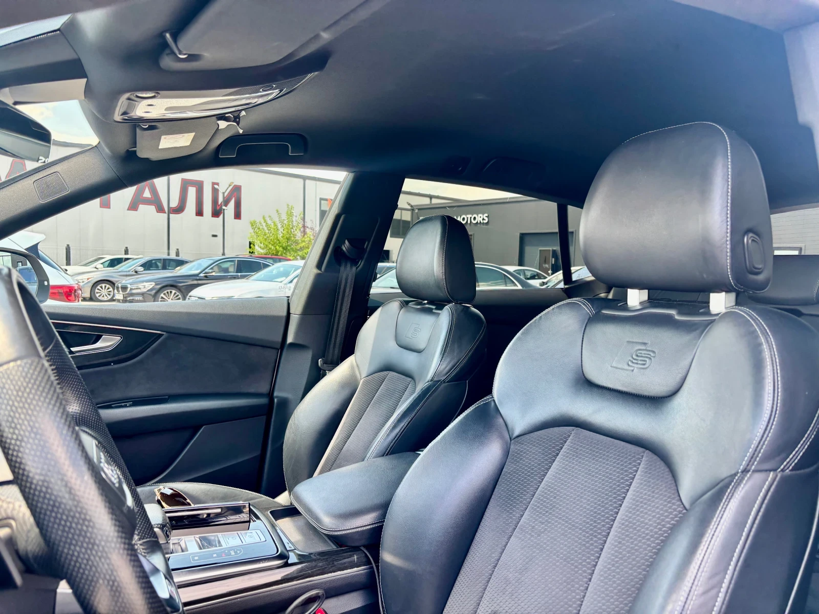 Audi Q8 50TDI s-line, снимка 9 - Автомобили и джипове - 55331129