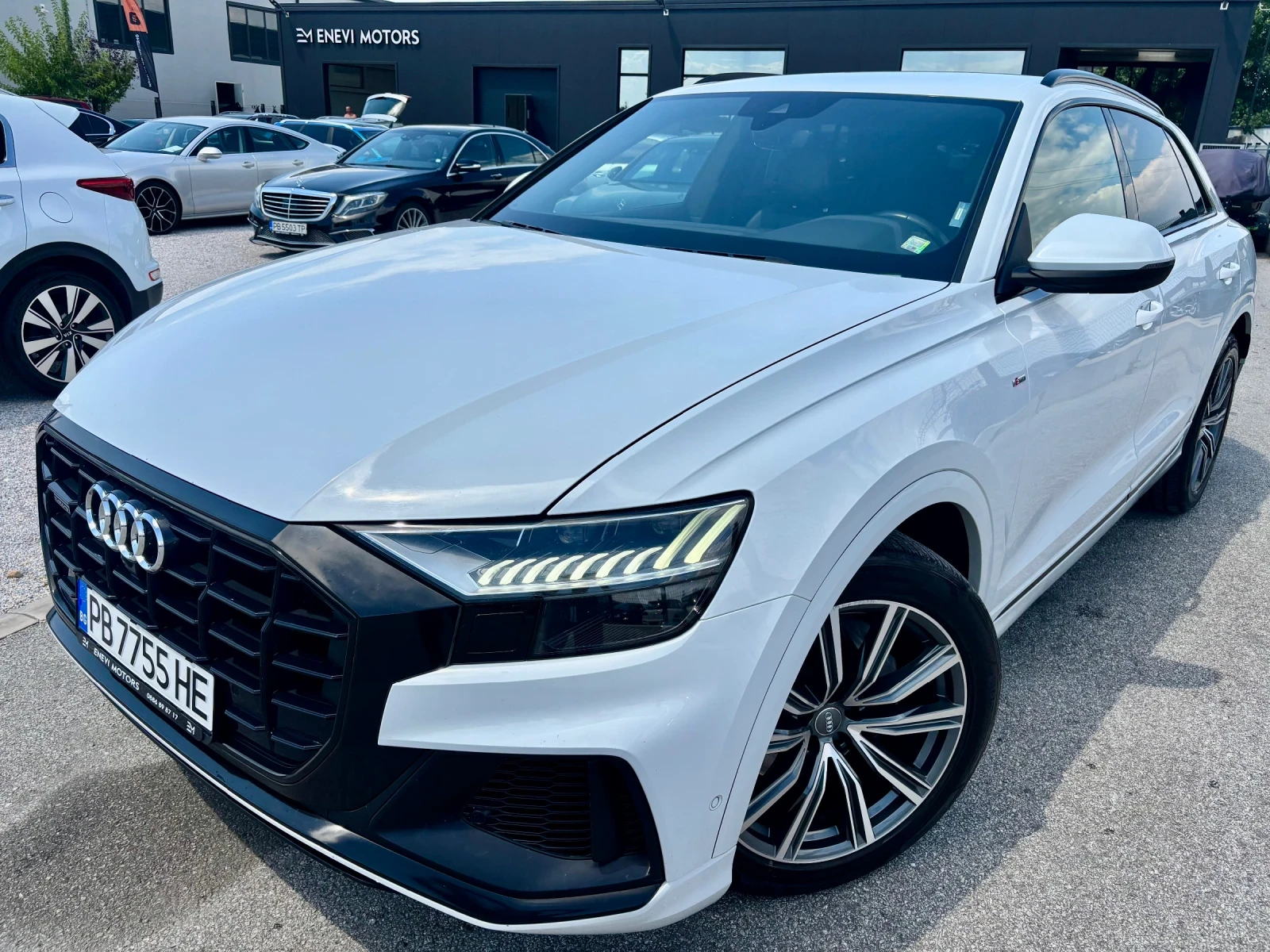 Audi Q8 50TDI s-line, снимка 4 - Автомобили и джипове - 55331129