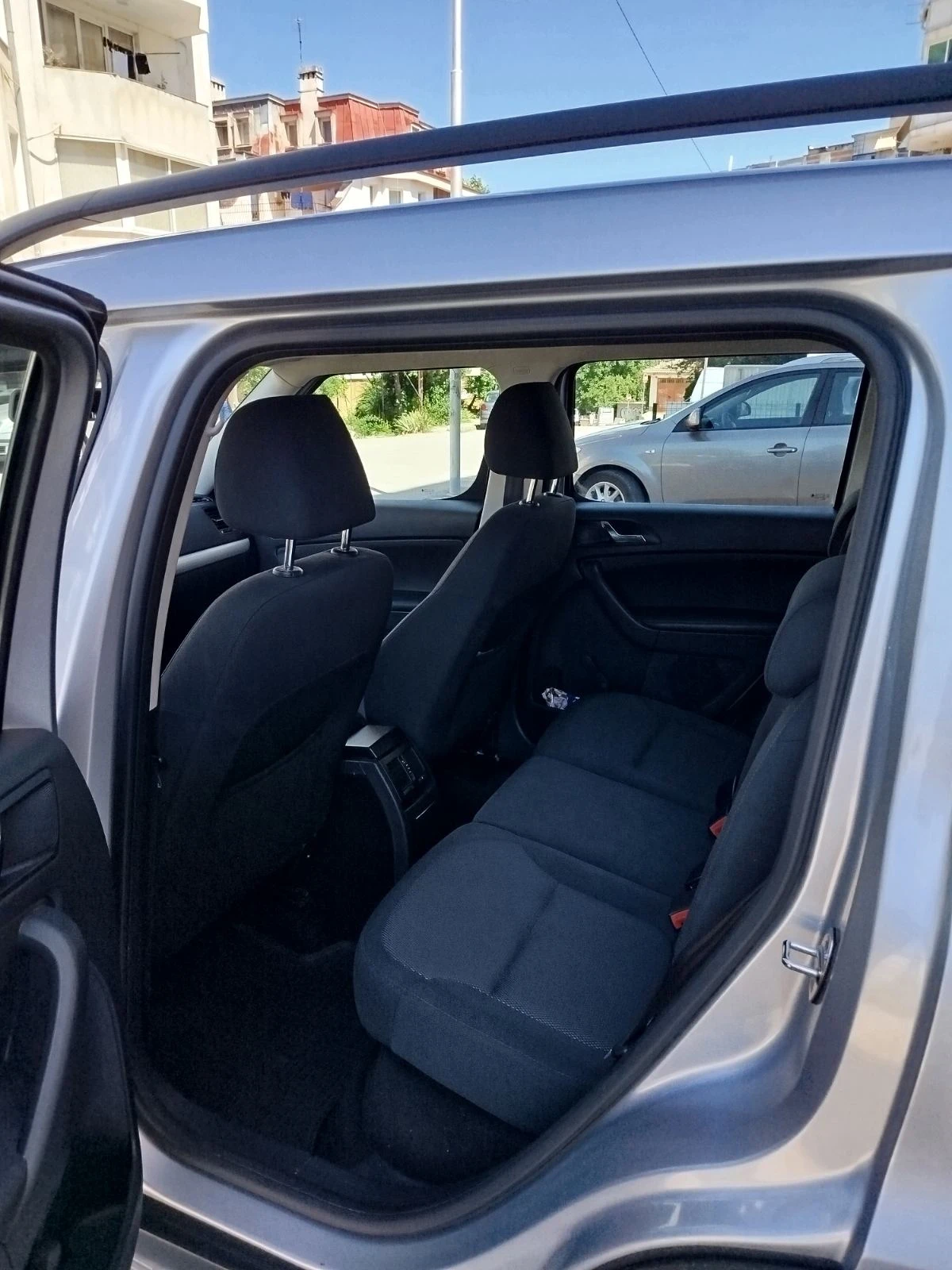 Skoda Yeti, снимка 10 - Автомобили и джипове - 55657852