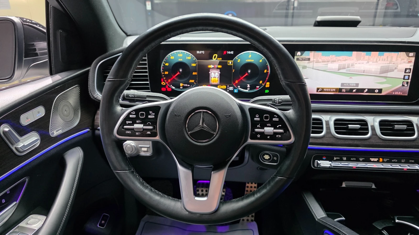 Mercedes-Benz GLE 400 d 4MATIC Coupe, снимка 12 - Автомобили и джипове - 55843824