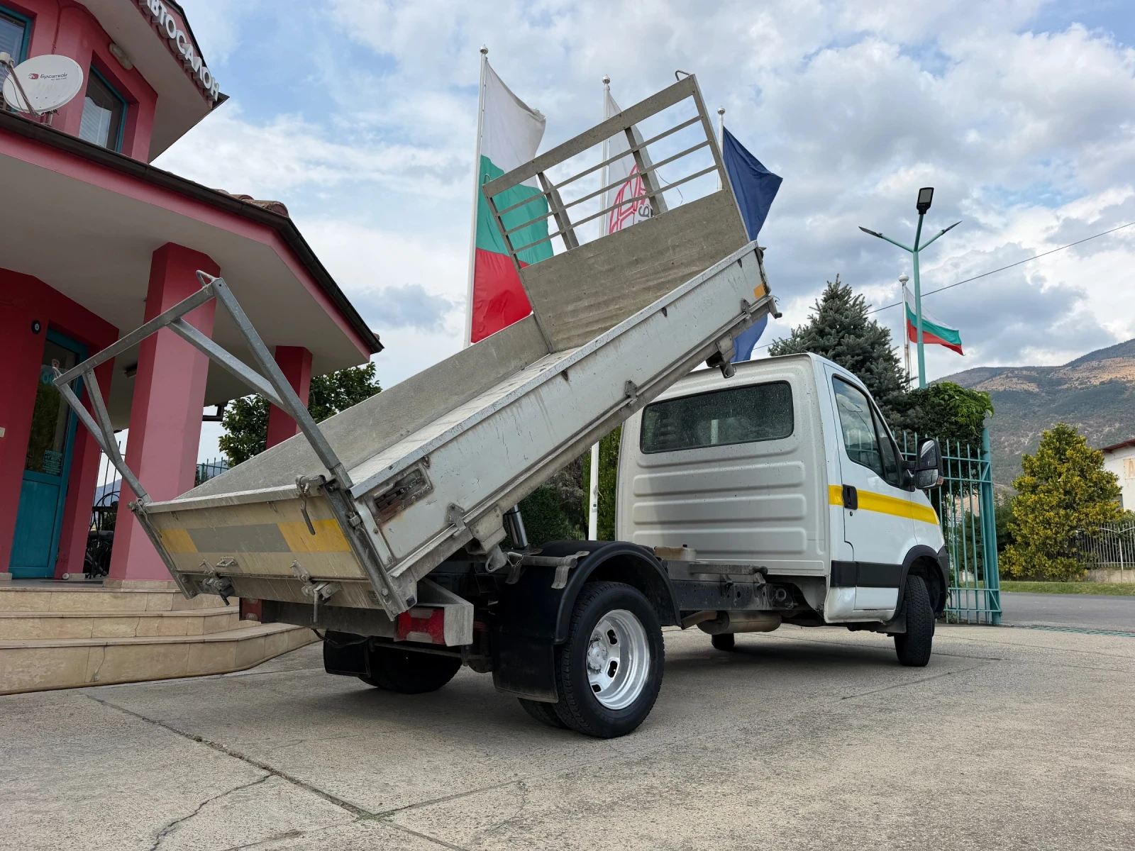 Iveco Daily 3.0HPI* 35C15* Тристранен самосвал* 3.10 метра кош, снимка 6 - Бусове и автобуси - 56041473