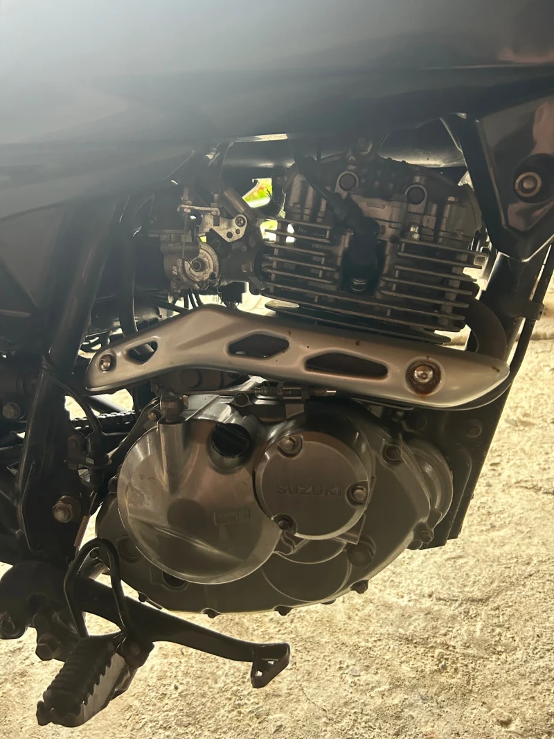 Suzuki Dr 125 SM, снимка 10 - Мотоциклети и мототехника - 53125946
