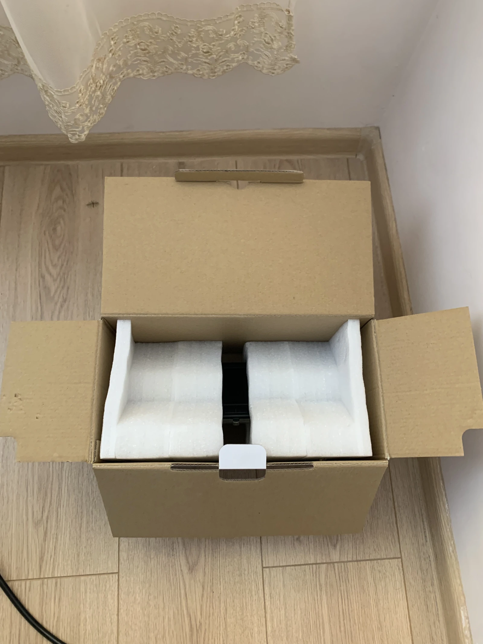 BMW OEM 6.5" CID ������� / ����� F10 F30 F20 F32 | Mobile.bg � ����������� 8