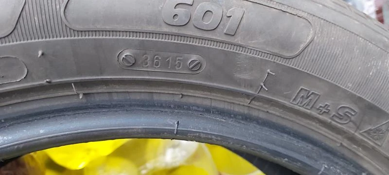 Гуми Зимни 225/50R17, снимка 8 - Гуми и джанти - 30949902