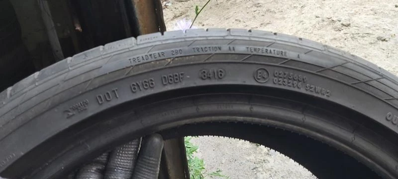 Гуми Летни 245/40R19, снимка 6 - Гуми и джанти - 34005546