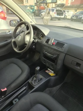 Skoda Fabia, снимка 6