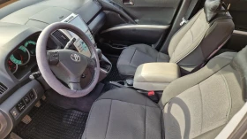 Toyota Corolla verso 2.2 D4D 136кс, снимка 8