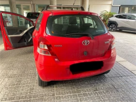 Toyota Yaris 1.0 клима, снимка 3