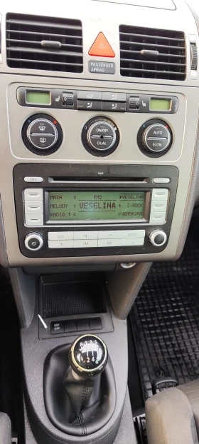 VW Touran 105к 6 скорости, снимка 5