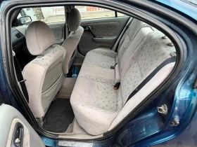 Nissan Primera, снимка 9 - Автомобили и джипове - 53695013