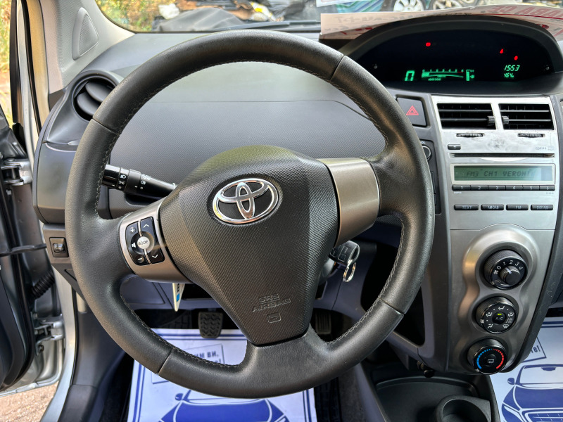 Toyota Yaris 2011+ 1.4D+ 90кс+ ФЕЙС+ 6ск+ Н. ГУМИ+ КАТО НОВА, снимка 10 - Автомобили и джипове - 46398923