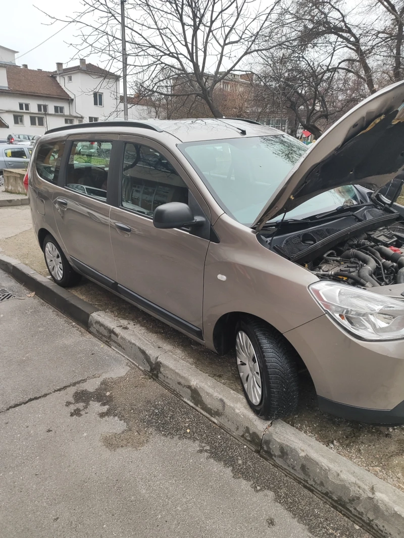 Dacia Lodgy, снимка 6 - Автомобили и джипове - 48470507