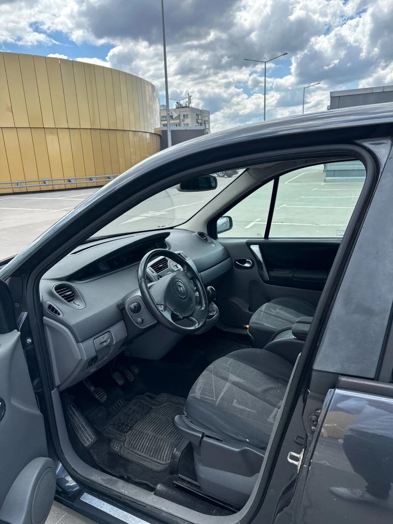 Renault Scenic, снимка 4 - Автомобили и джипове - 48932125