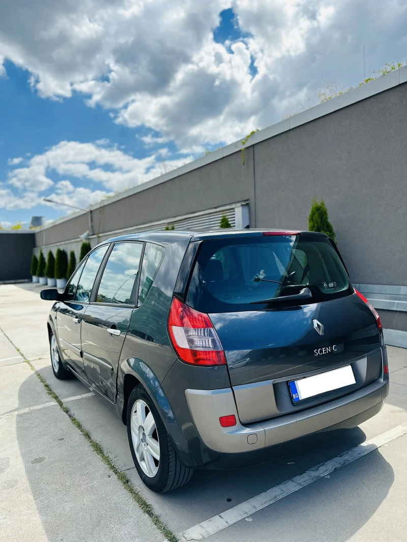 Renault Scenic, снимка 3 - Автомобили и джипове - 48932125