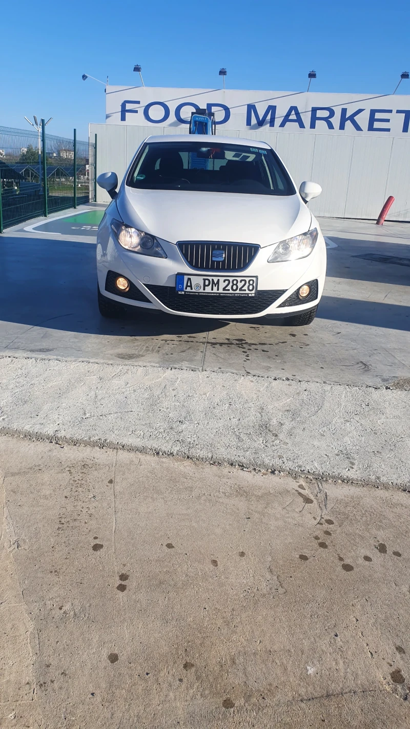 Seat Ibiza, снимка 2 - Автомобили и джипове - 49014567