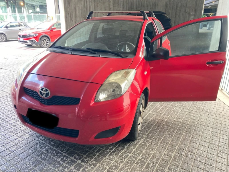 Toyota Yaris 1.0 клима, снимка 1 - Автомобили и джипове - 49028977