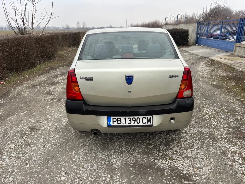 Dacia Logan, снимка 2 - Автомобили и джипове - 49285348