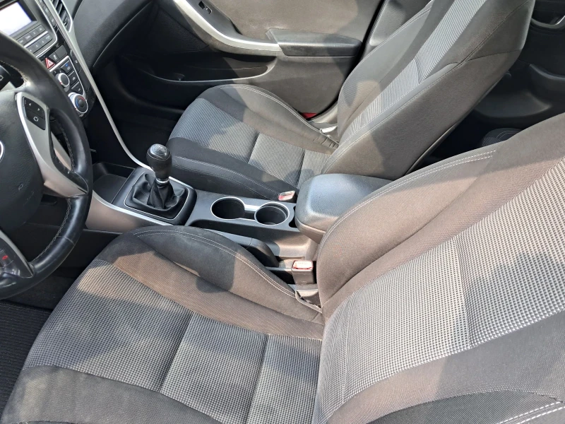 Hyundai I30 1.6 Евро5/ , снимка 3 - Автомобили и джипове - 50699623