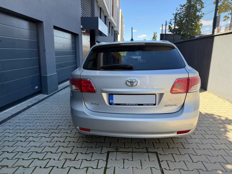 Toyota Avensis T27, automatic, снимка 5 - Автомобили и джипове - 52353211