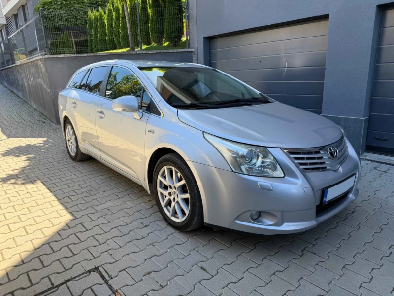 Toyota Avensis T27, automatic, снимка 3 - Автомобили и джипове - 52353211