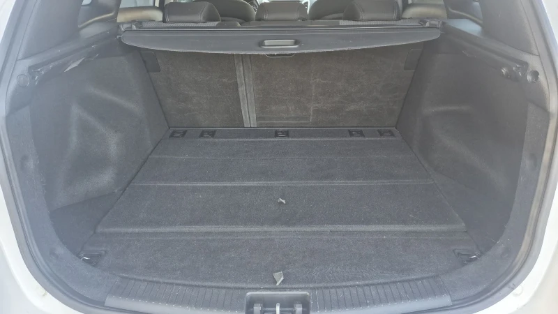 Hyundai I30 1.6 диз 110к.с., снимка 16 - Автомобили и джипове - 52501248