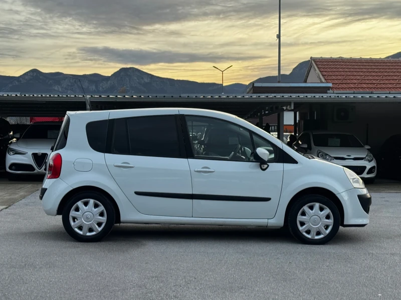 Renault Modus 1.5DCI ИТАЛИЯ, снимка 4 - Автомобили и джипове - 52743591