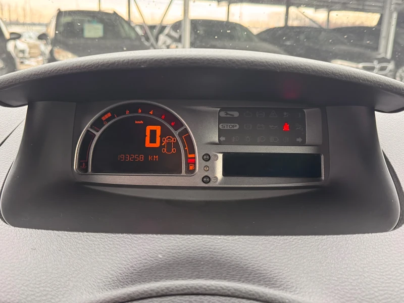 Renault Modus 1.5DCI ИТАЛИЯ, снимка 11 - Автомобили и джипове - 52743591