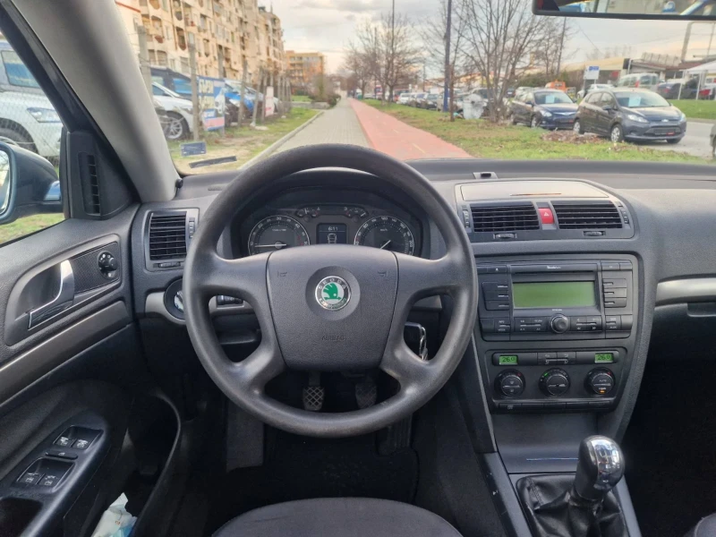 Skoda Octavia 2.0 /140 к.с, снимка 9 - Автомобили и джипове - 53051355