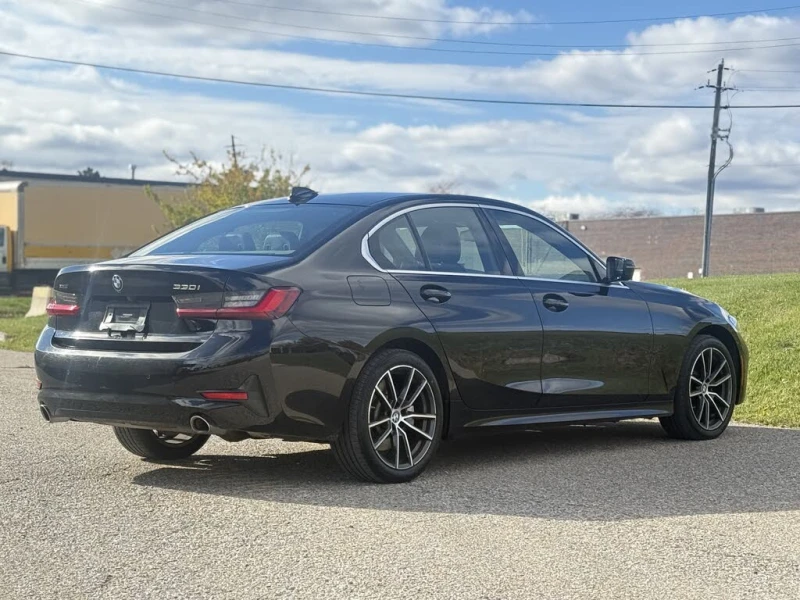 BMW 330 АвтоКредит* (ЦЕНА ДО БГ), снимка 5 - Автомобили и джипове - 53563099