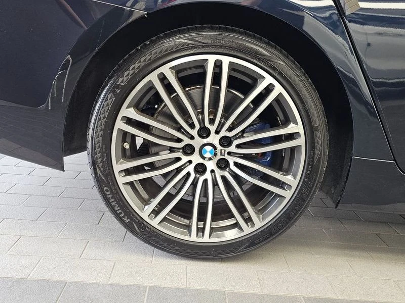 BMW 530 530i xDrive M Sport Package Plus| 252к.с.| ВКЛ.ТЕХ, снимка 5 - Автомобили и джипове - 55441246