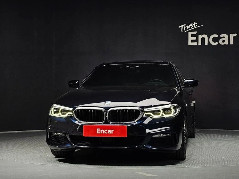 BMW 530 530i xDrive M Sport Package Plus| 252к.с.| ВКЛ.ТЕХ, снимка 3 - Автомобили и джипове - 55441246