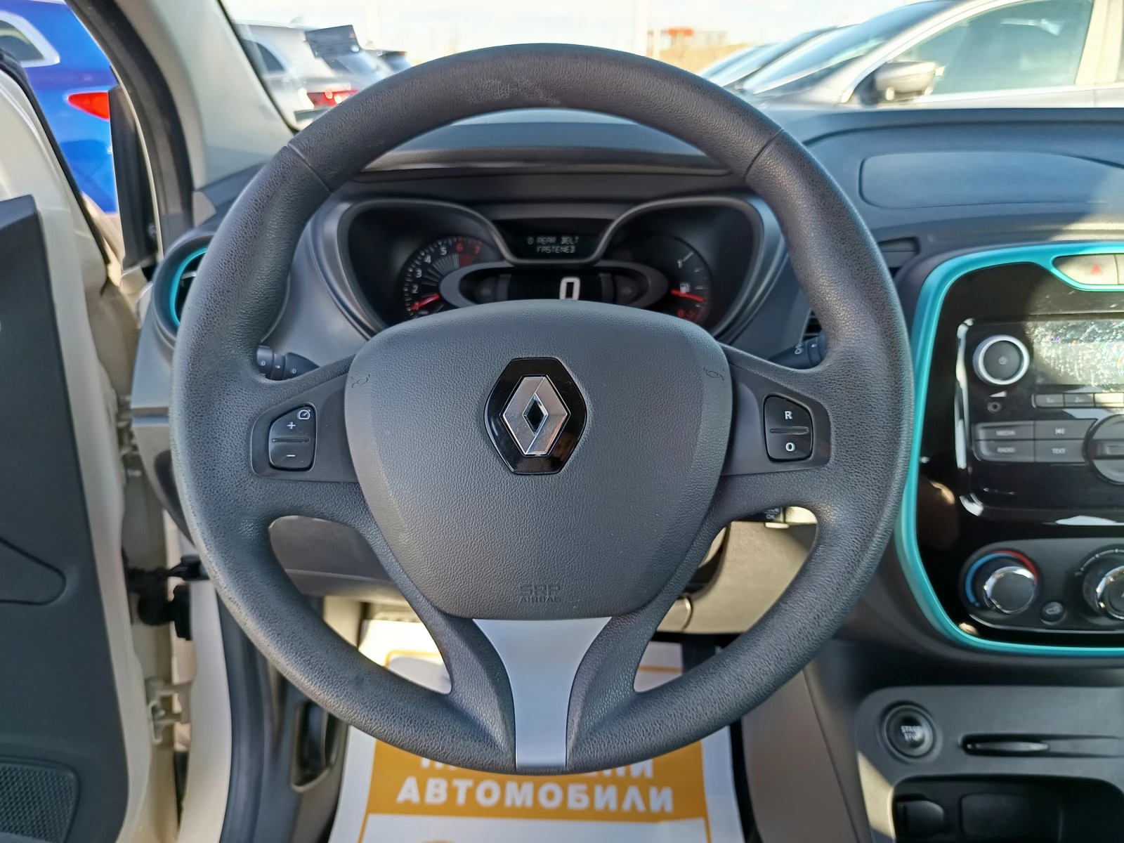 Renault Captur КАПАРИРАН 0.9TCe, 90к.с - изображение 9