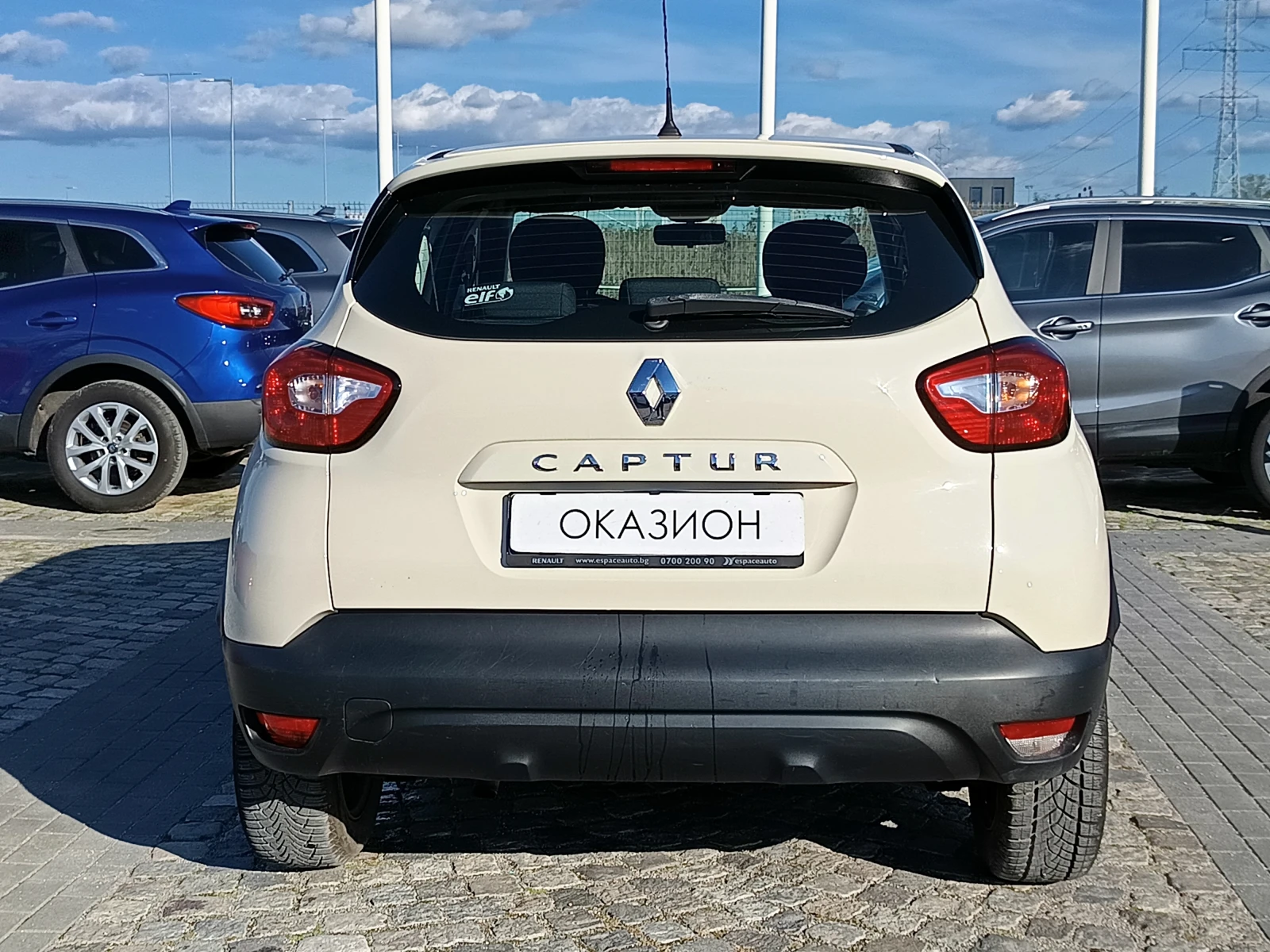 Renault Captur КАПАРИРАН 0.9TCe, 90к.с - изображение 6