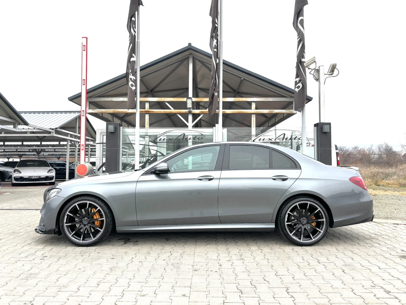 Mercedes-Benz E 220 D#BRABUS#DIGITAL#ALCANTAR#BURM#208000KM - изображение 7