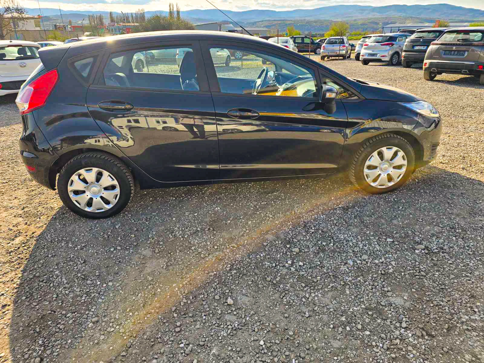 Ford Fiesta 1.5 TDCI 95hp - изображение 8