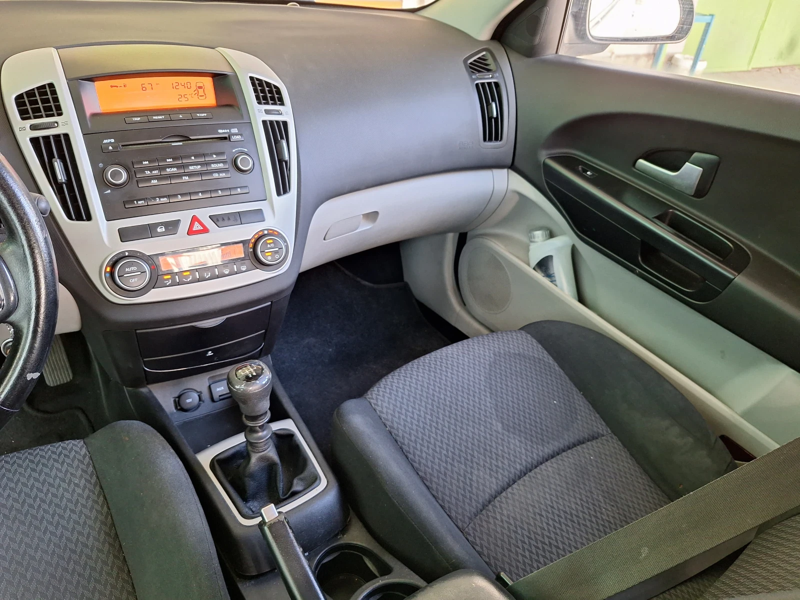 Kia Ceed | Mobile.bg — изображение 14