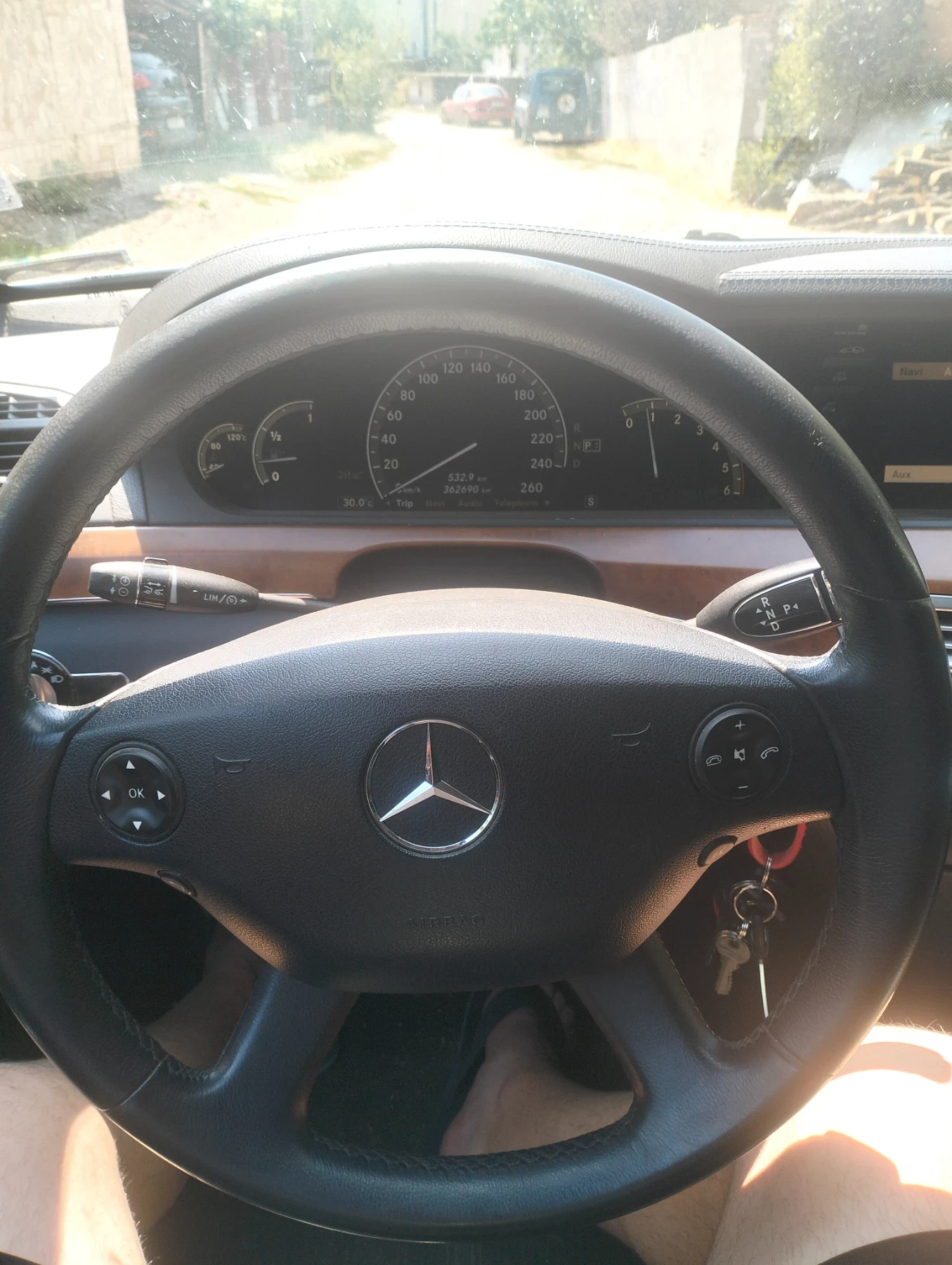 Mercedes-Benz S 320  - изображение 6