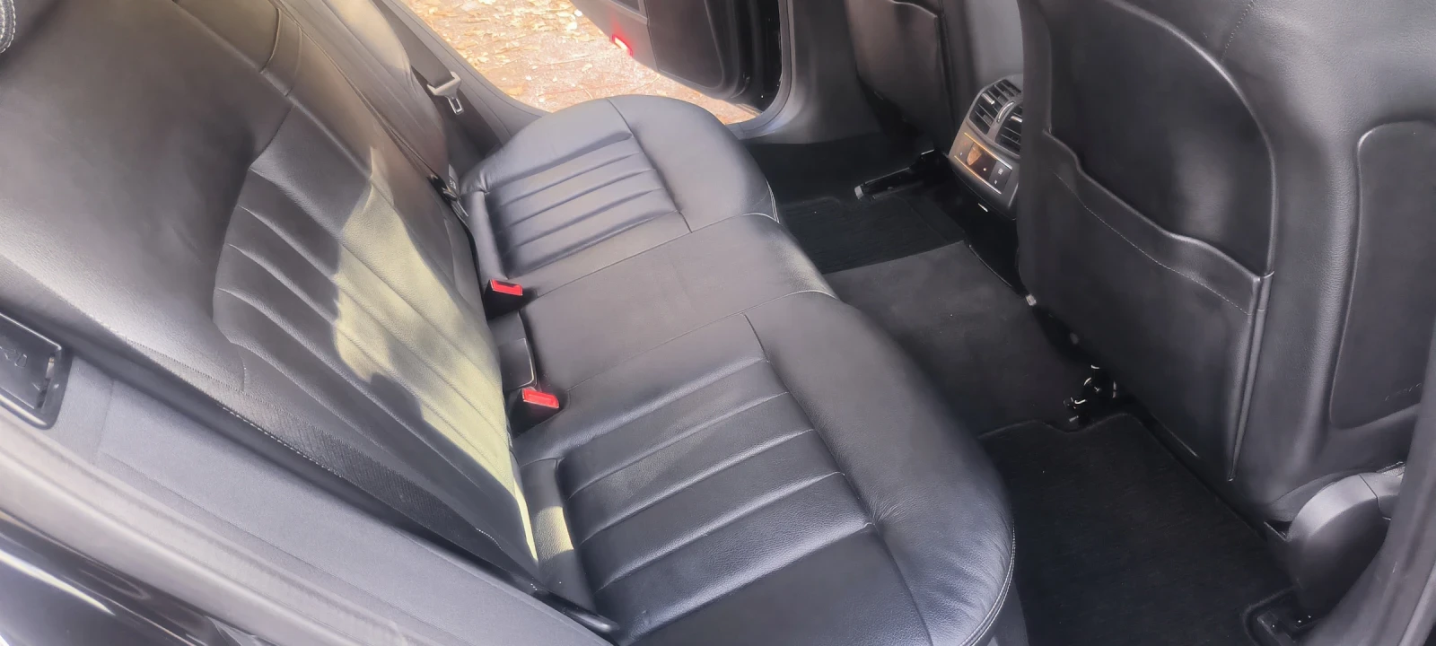 Mercedes-Benz E 300  - изображение 5