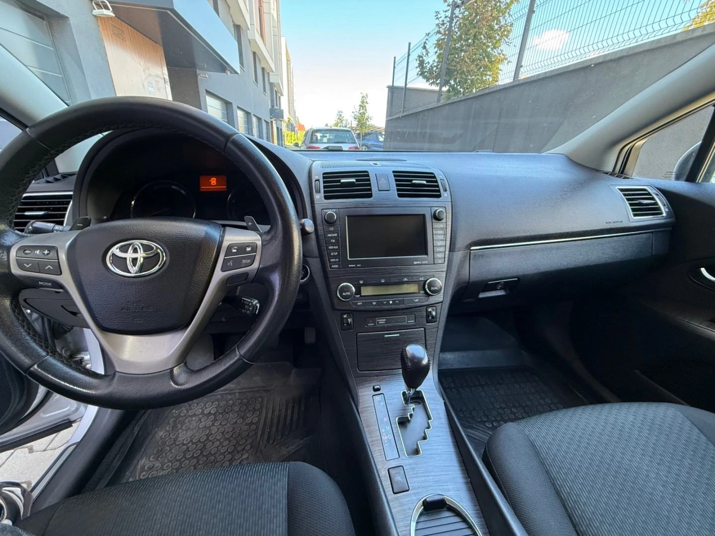 Toyota Avensis T27, automatic - изображение 9